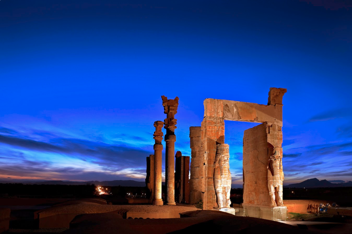 Persepolis (Takht-e Jamshid) Persepolis (Takht-e Jamshid)